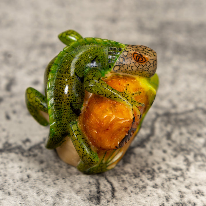 Pedestal Green Iguana Lizard Tagua Carving