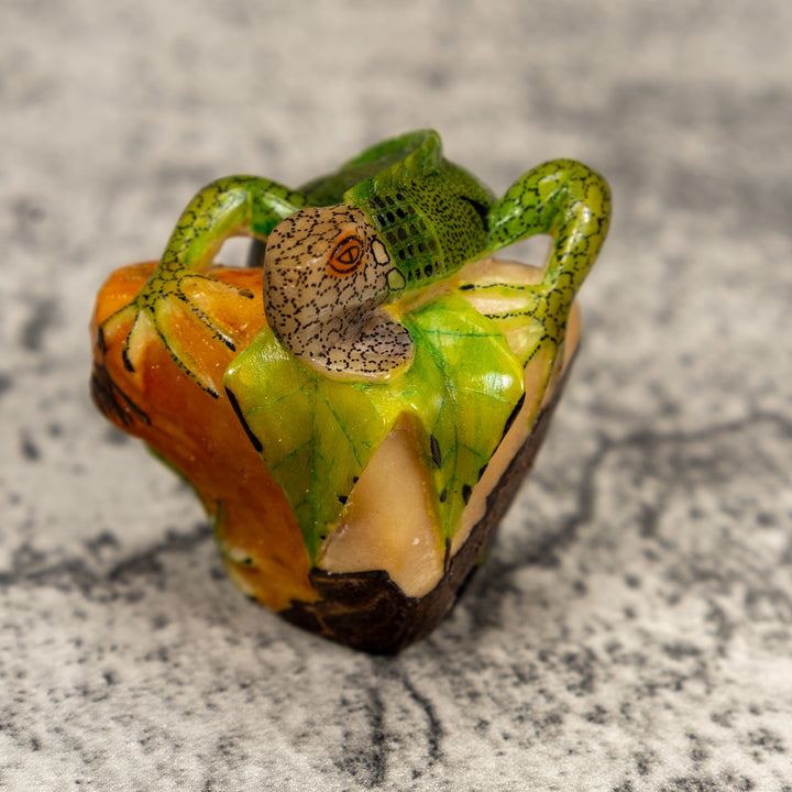 Pedestal Green Iguana Lizard Tagua Carving