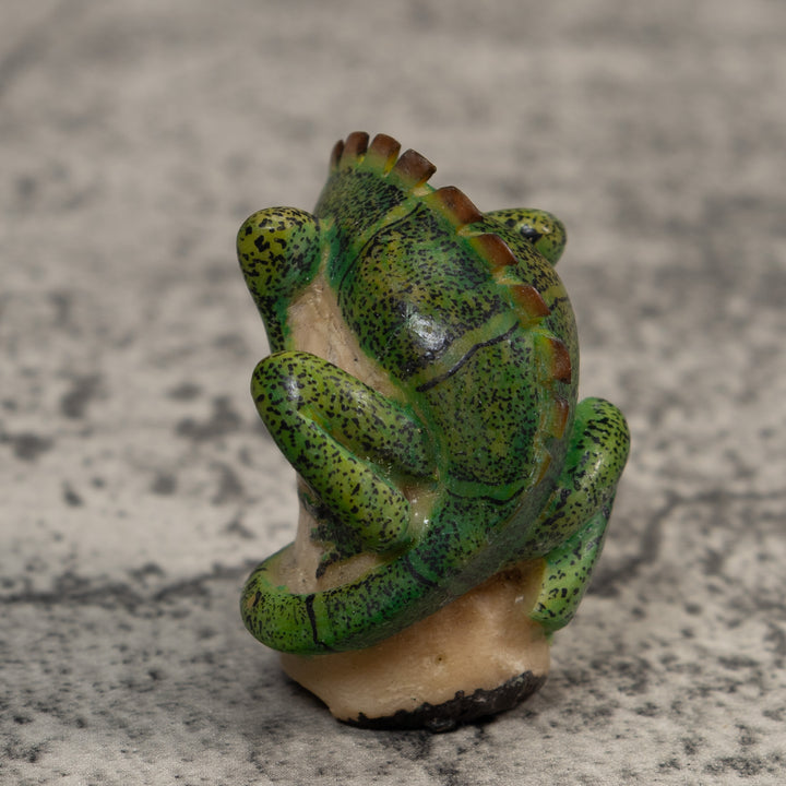 Vintage Green And Black Iguana Lizard Tagua Carving