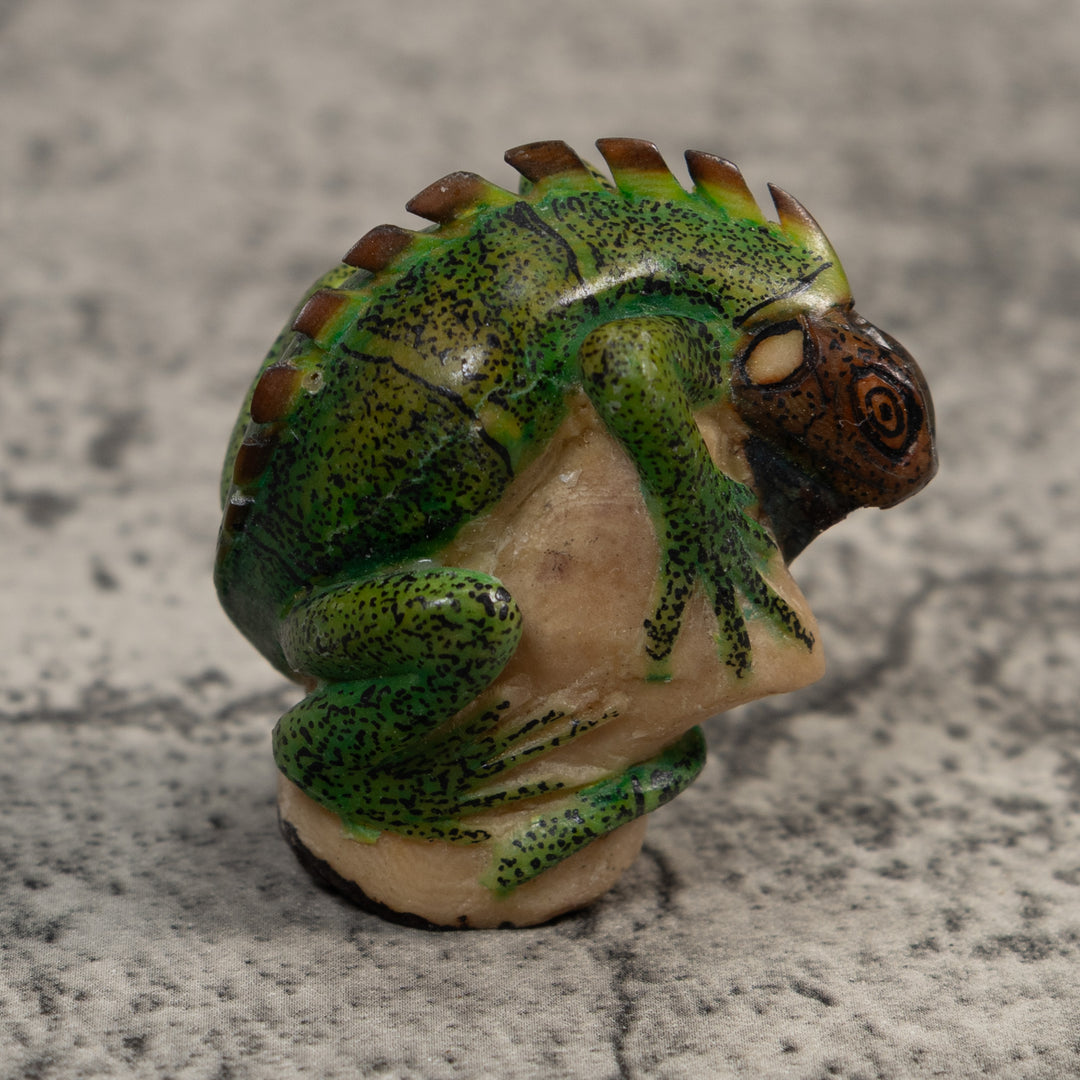 Vintage Green And Black Iguana Lizard Tagua Carving