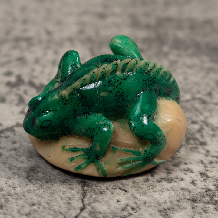 Vintage Green And Black Iguana Lizard Tagua Carving
