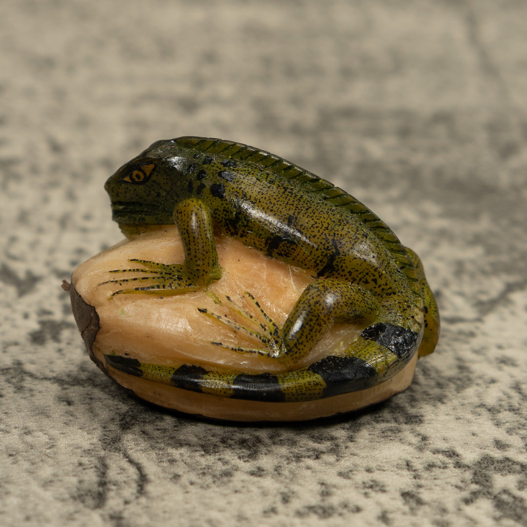 Vintage Iguana Lizard Reptile Tagua Carving