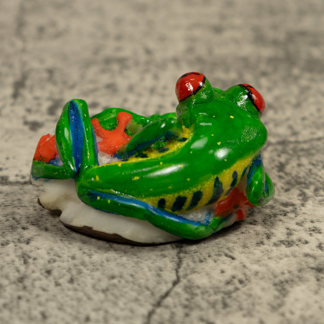 Red Eye Tree Frog Tagua Carving