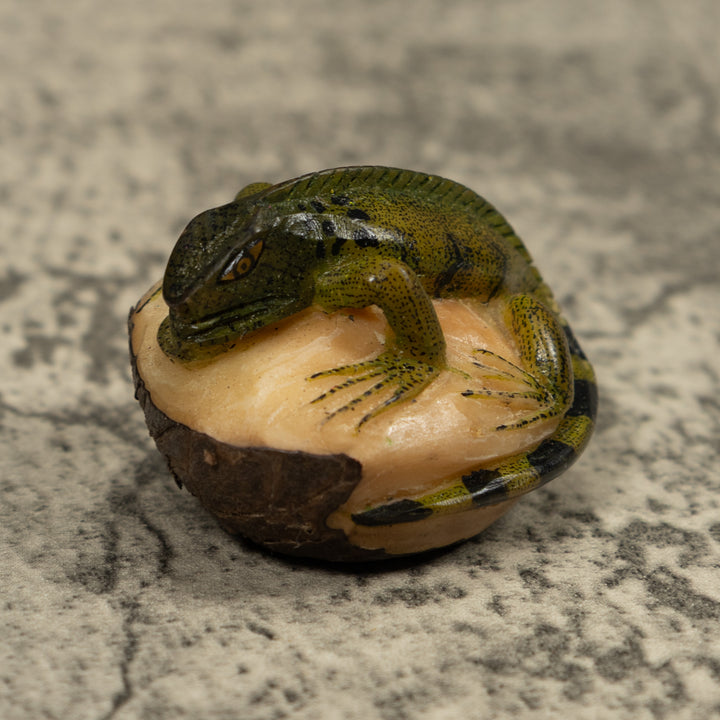 Vintage Iguana Lizard Reptile Tagua Carving