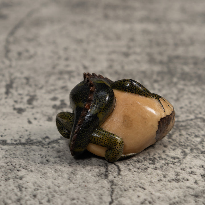 Vintage Dark Green Iguana Lizard Amphibian Tagua Carving