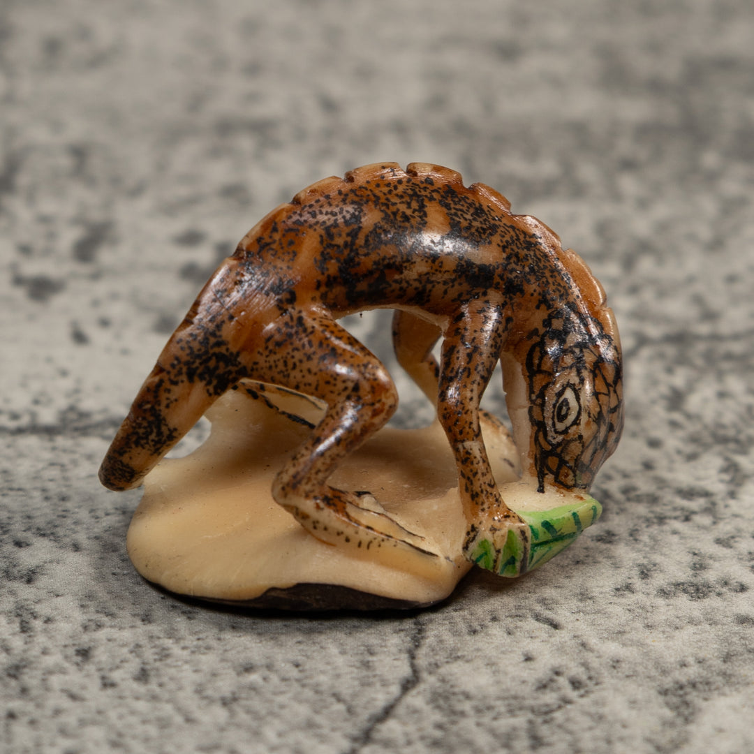 Vintage Black And Brown Iguana Lizard Tagua Carving