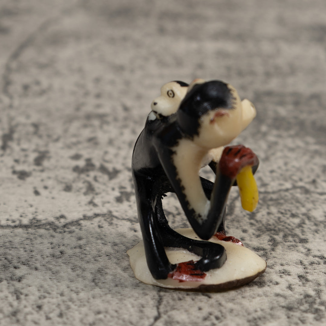 White Face Monkey With Infant Tagua Carving