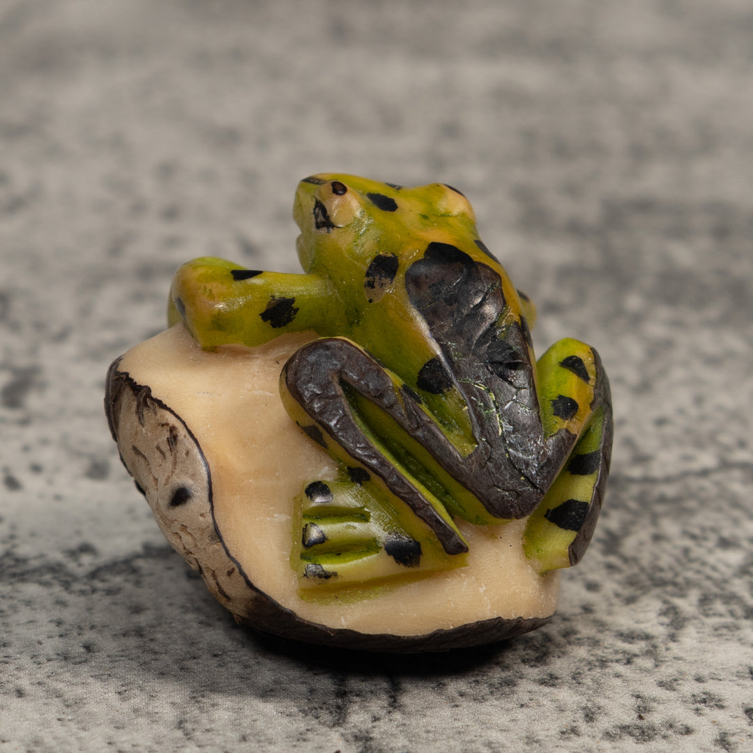 Vintage Green And Black Poison Dart Frog Tagua Carving