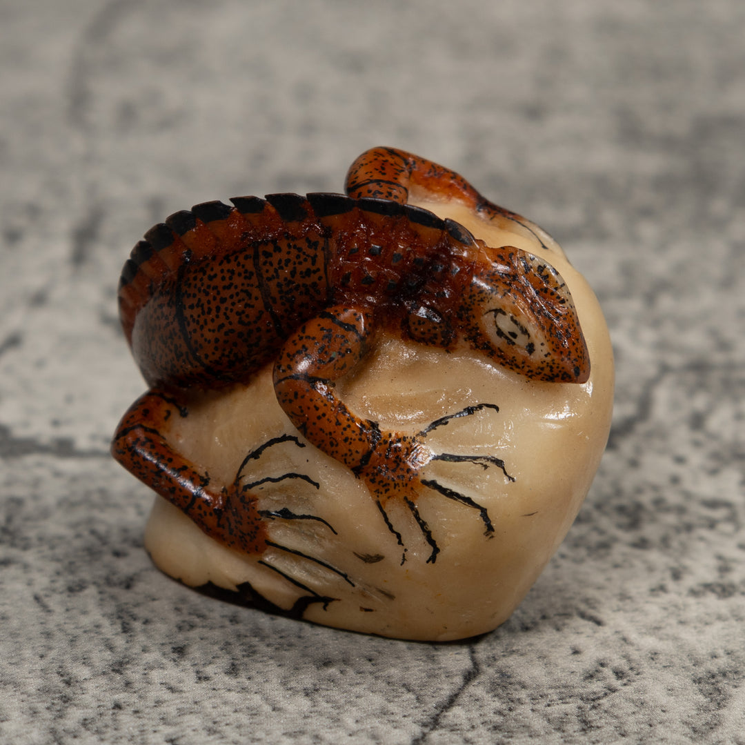 Vintage Brown Iguana Tagua Carving