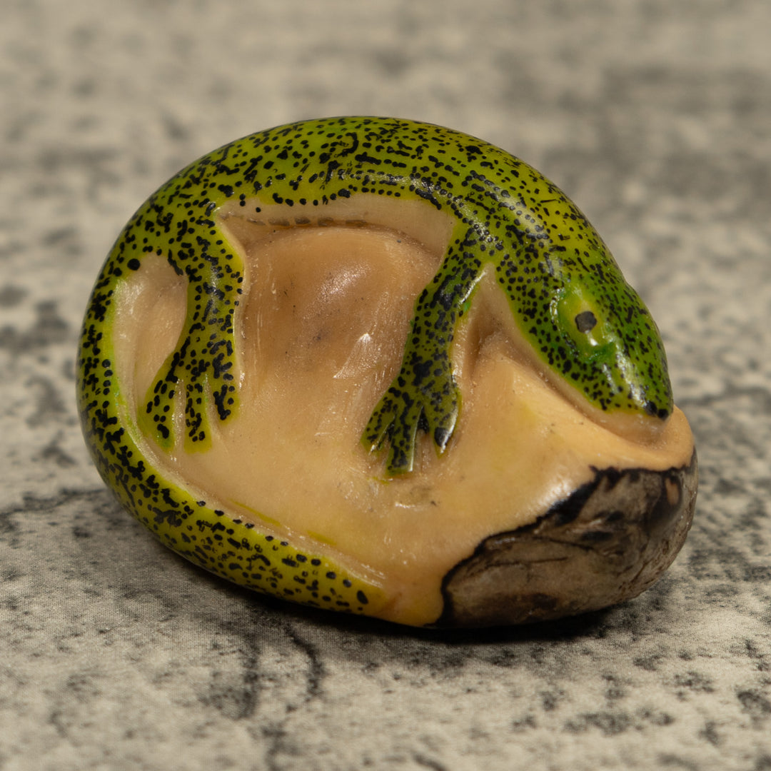 Green Gecko Lizard Tagua Carving