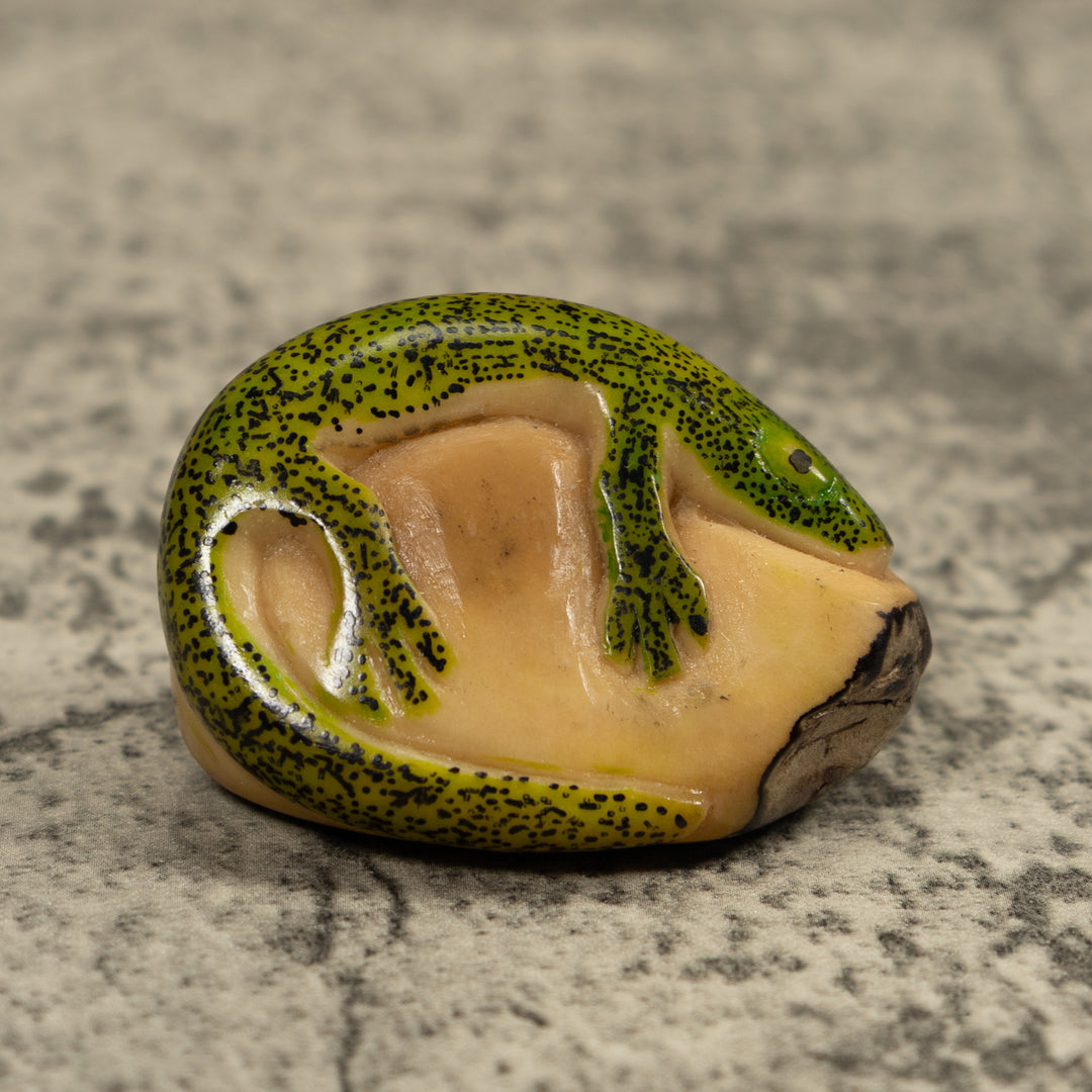 Green Gecko Lizard Tagua Carving