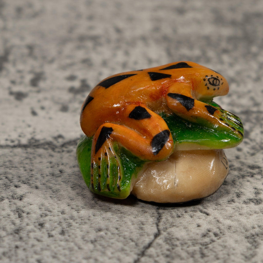 Vintage Black Gold And Green Poison Dart Frog Tagua Carving