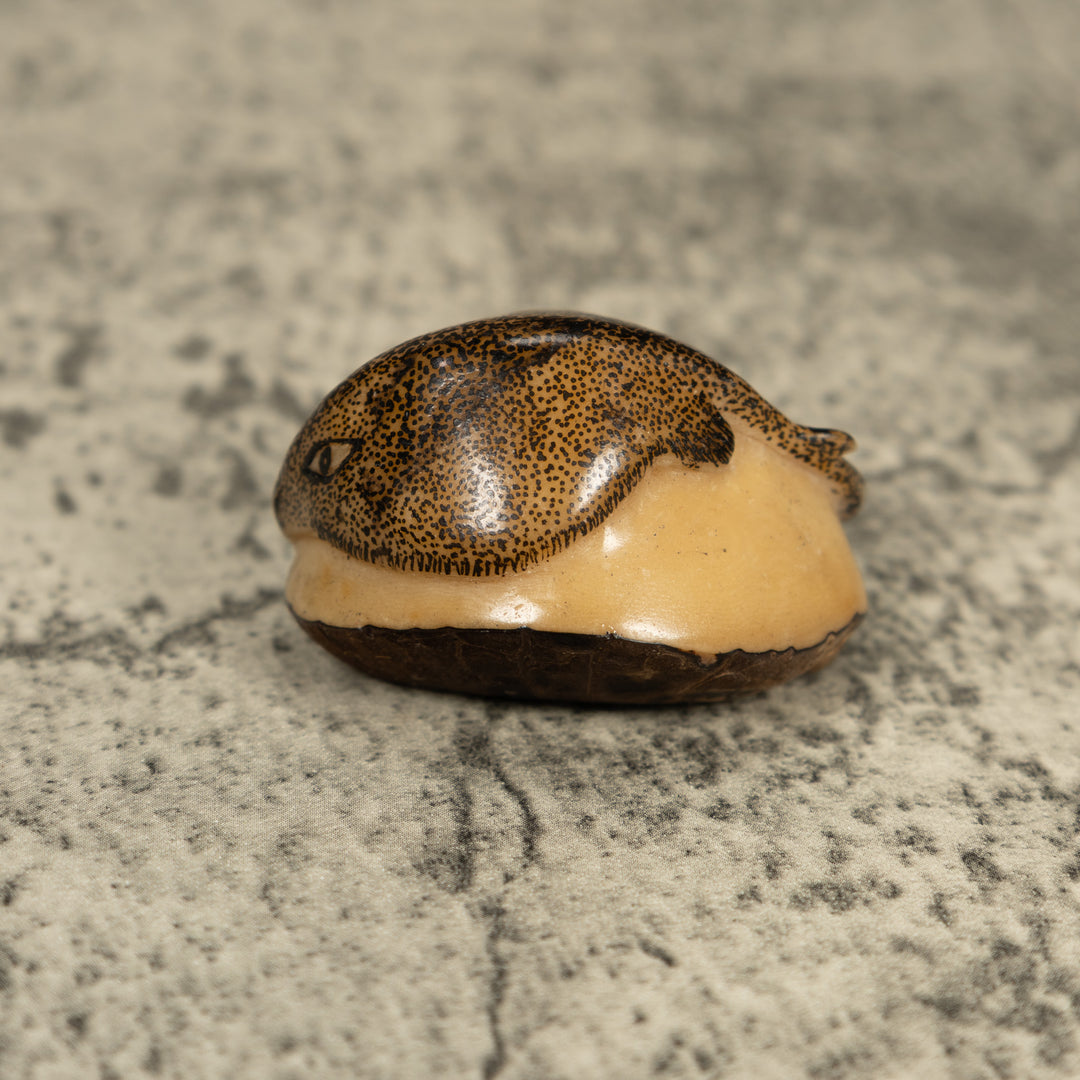 Vintage Sea Singray Tagua Carving