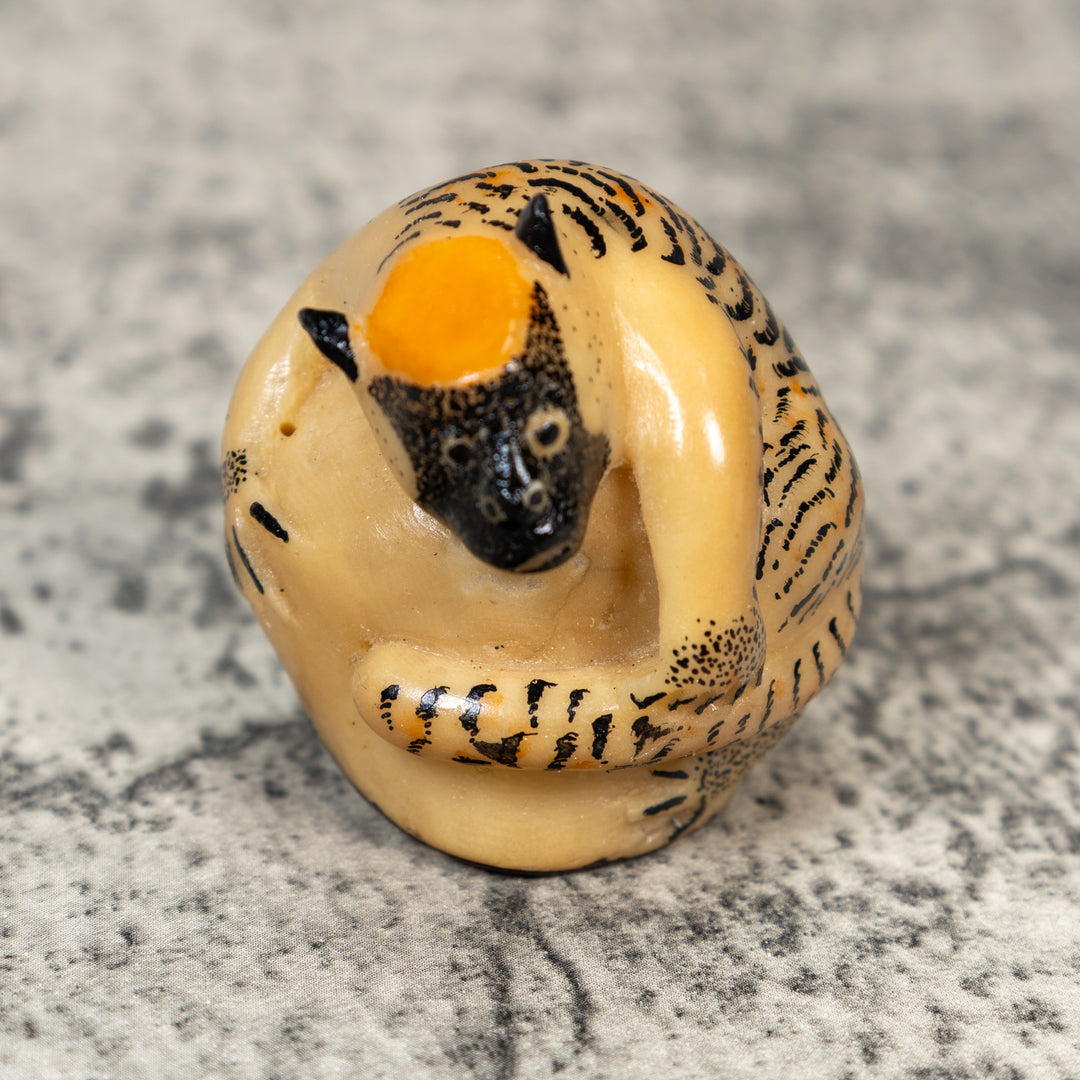 Monotiti Monkey Tagua Carving