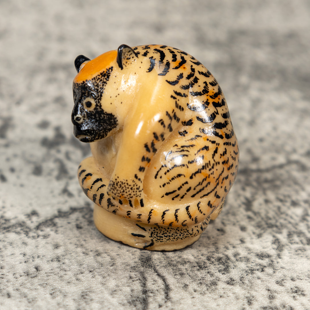 Monotiti Monkey Tagua Carving