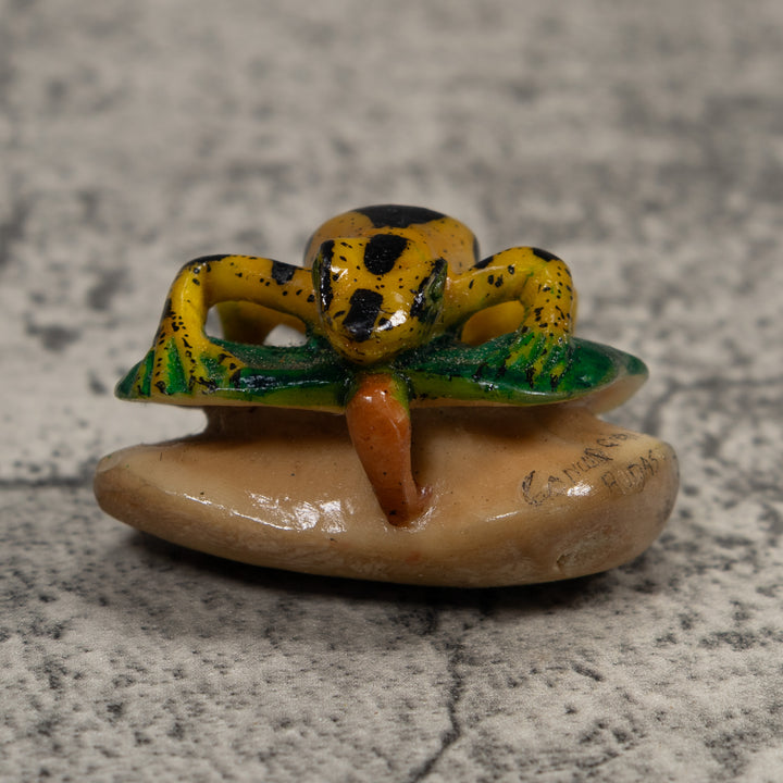 Poison Dart Frog On Leaf Tagua Carving