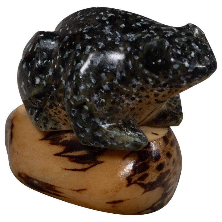 Vintage Toad Frog Tagua Carving