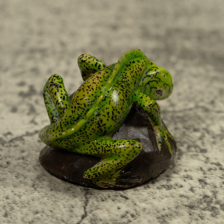 Vintage Iguana Lizard Reptile Tagua Carving