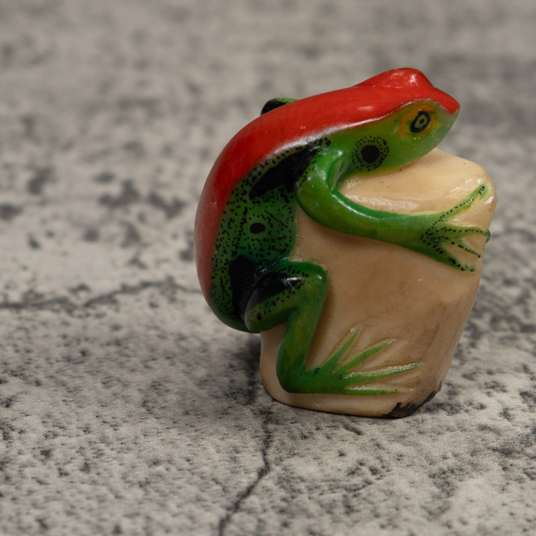 Red And Green Frog Tagua Carving