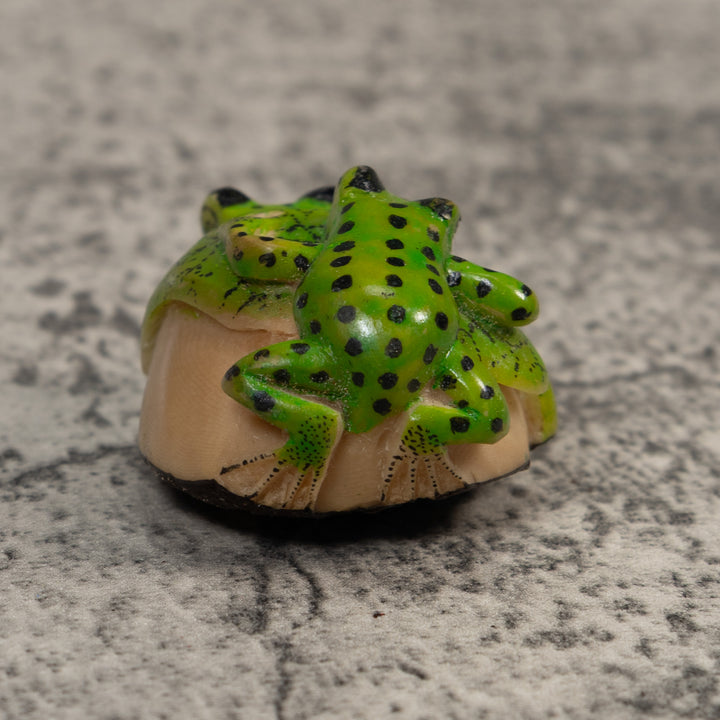 Double Black And Green Rainforest Frog Tagua Carving