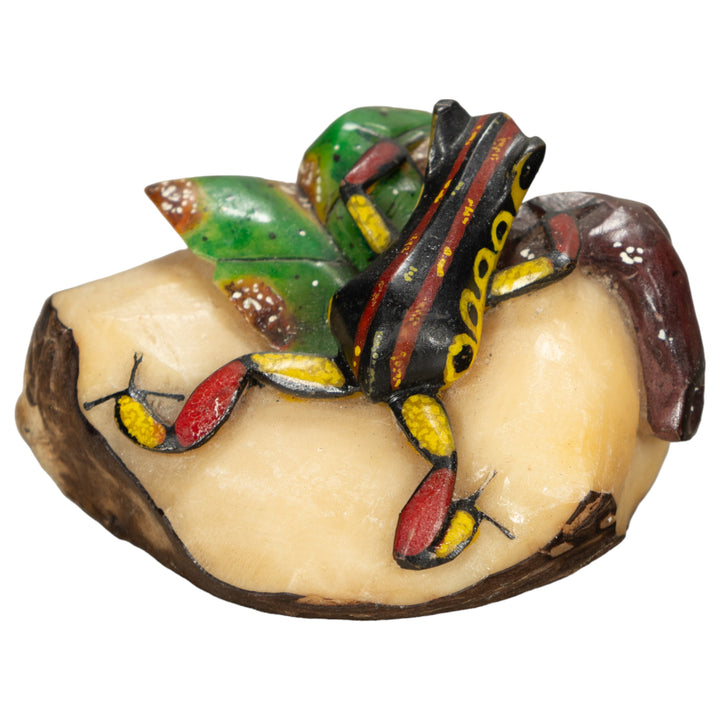 Poison Dart Frog With Leaf Tagua Nut Carving