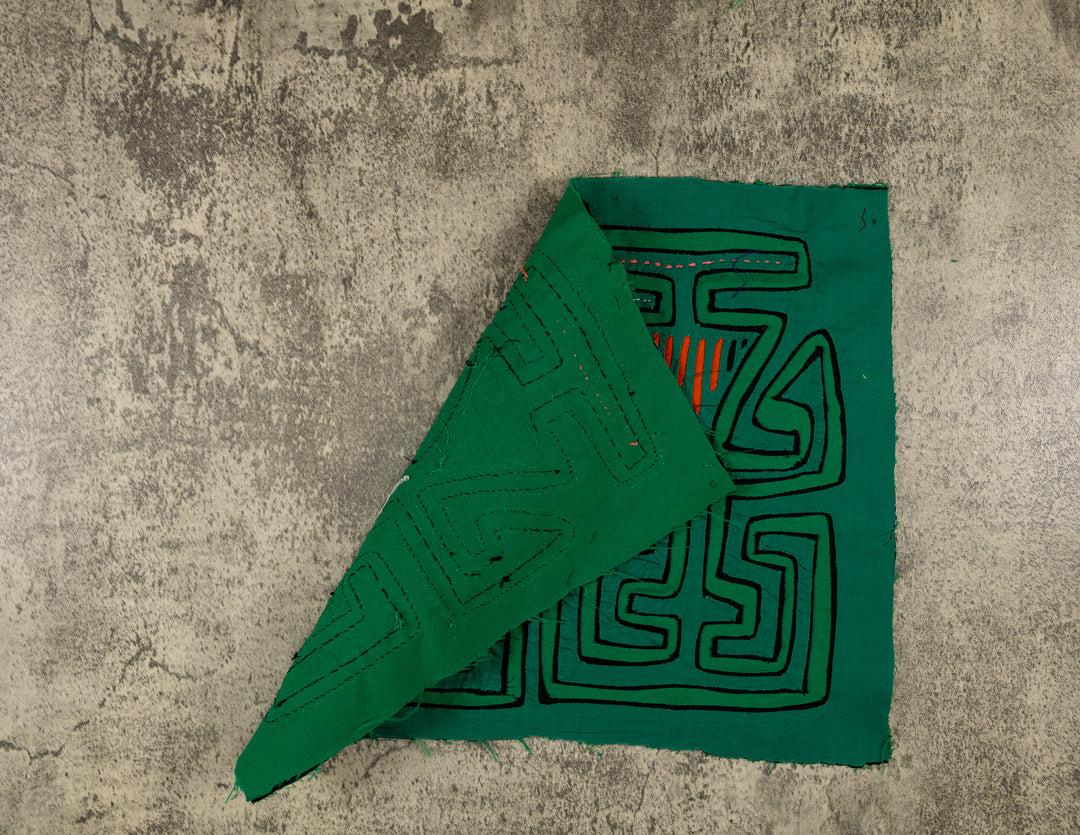 Green Green Classic Design Mola