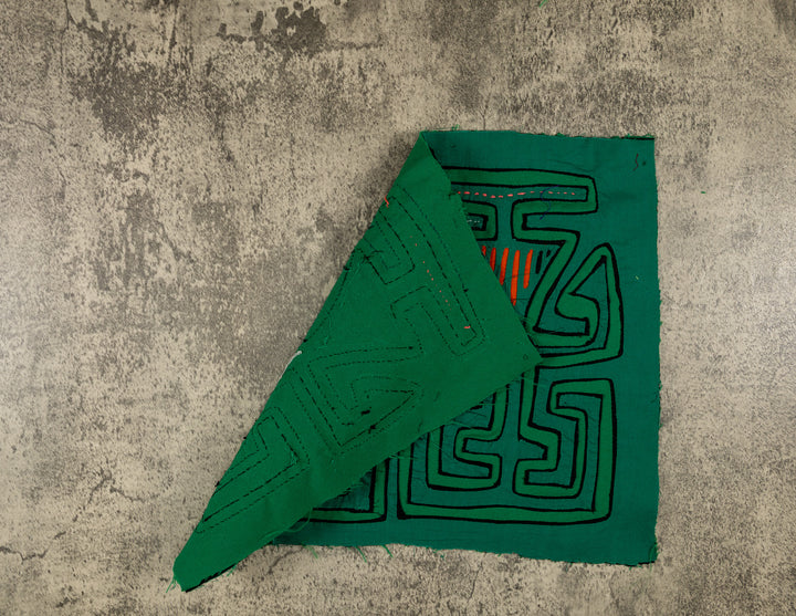 Green Green Classic Design Mola