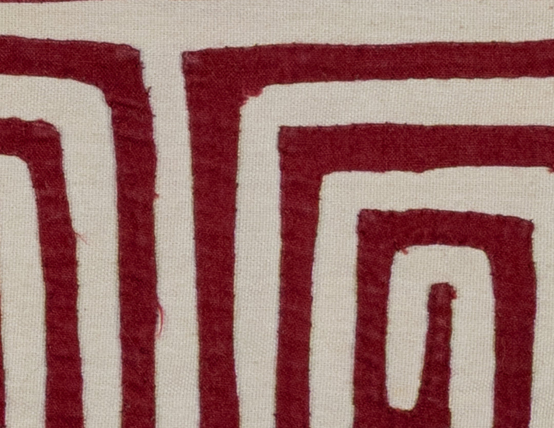 Burgundy And White Classic Design Mola