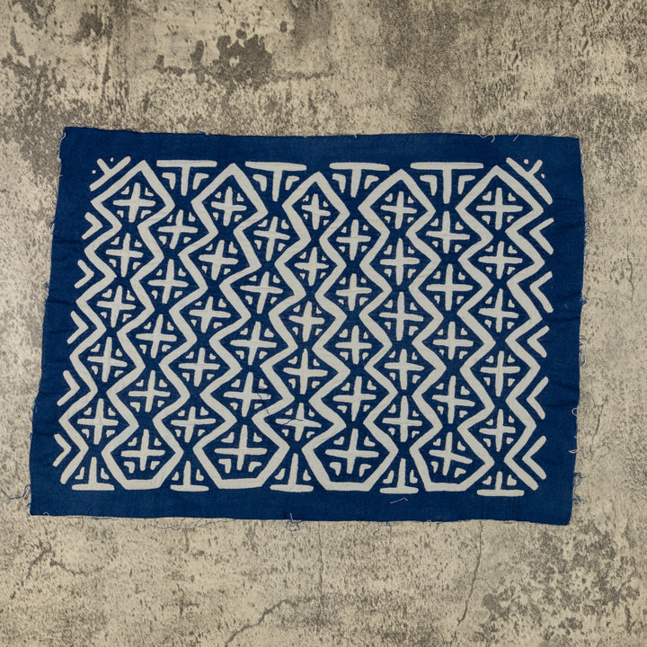 Blue And White Classic Design Mola