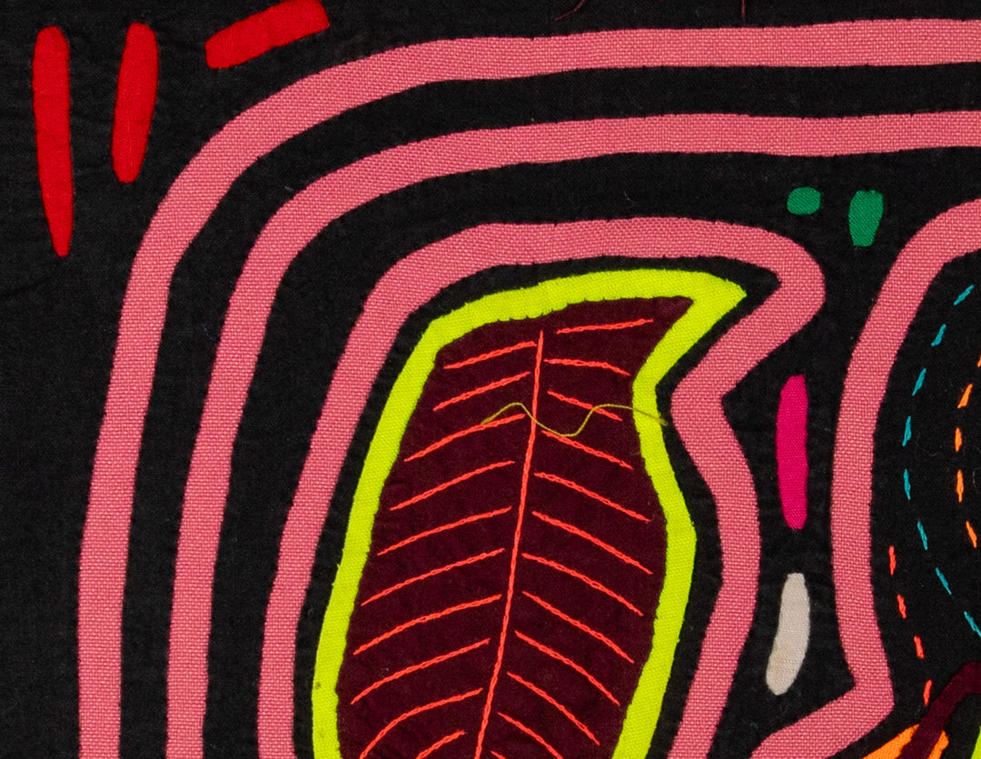 Black And Pink Jungle Bird Mola