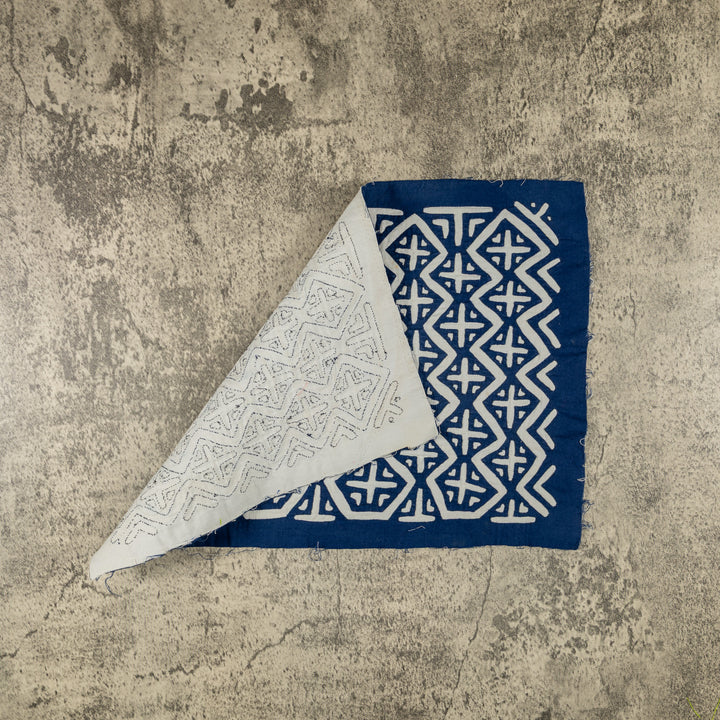 Blue And White Classic Design Mola