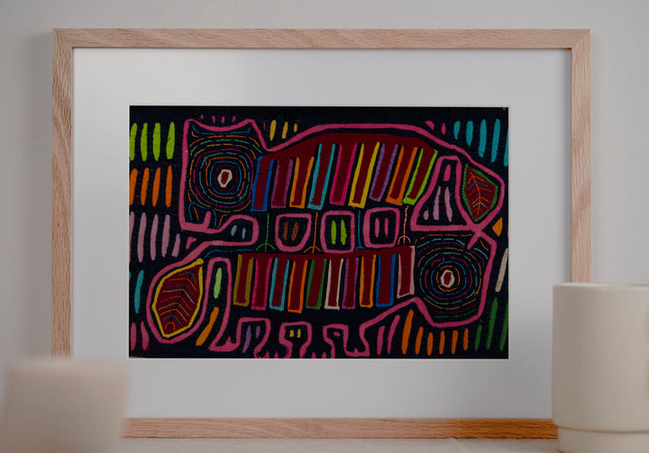 Black And Pink Jungle Taxi Cab Mola