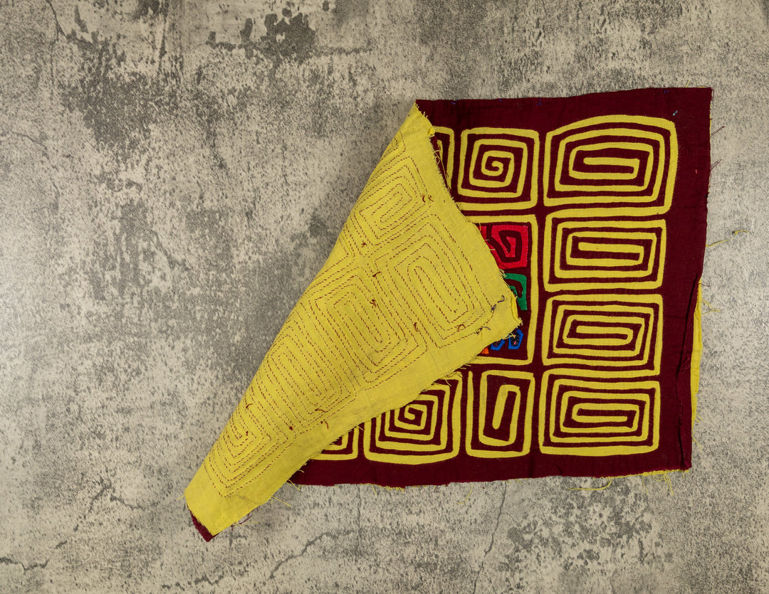 Burgundy And Yellow Toucan Bird Mola