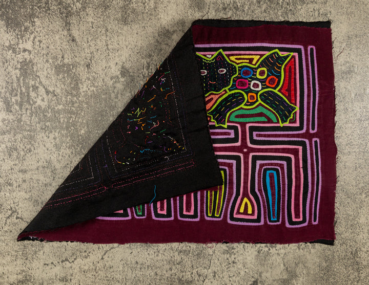 Burgundy Happy Kitty Cat Mola