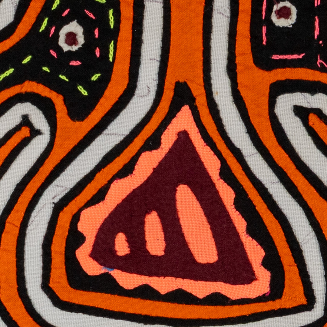 Orange And White Dancing Bird Optical Illusion Mola