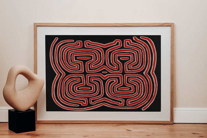 Black And Red Demolition Derby Racetrack Mola