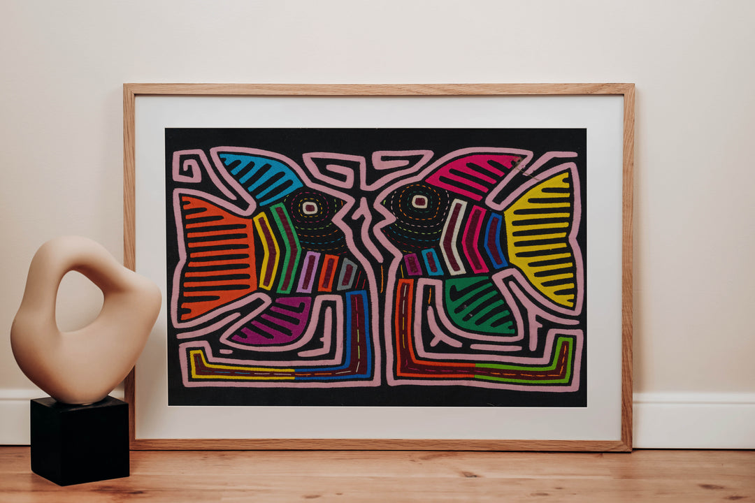 Black And Pink Angel Fish Mola