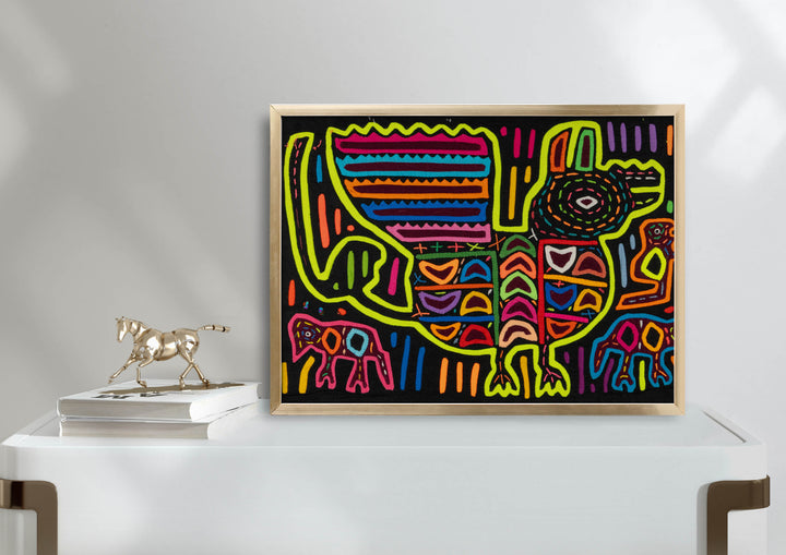 Black And Chartreuse King Of The Jungle Mola