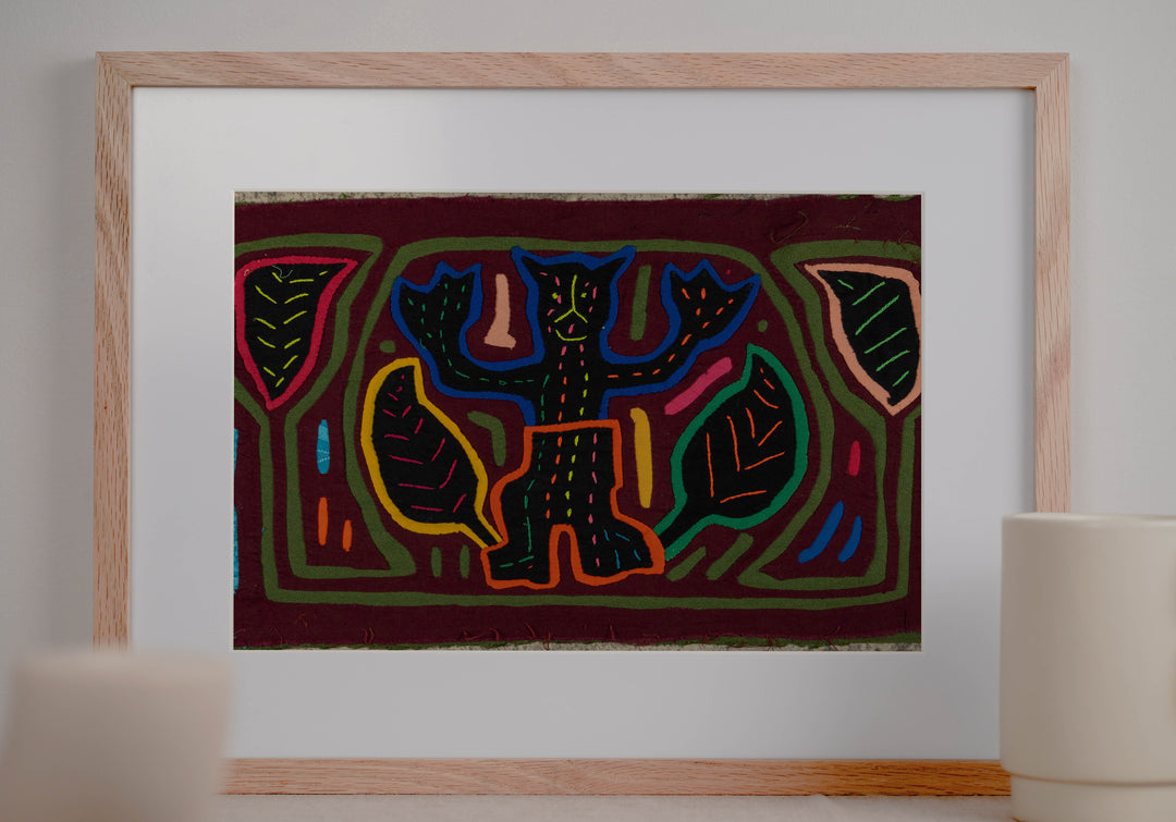 Burgundy And Green Top Cat Mola