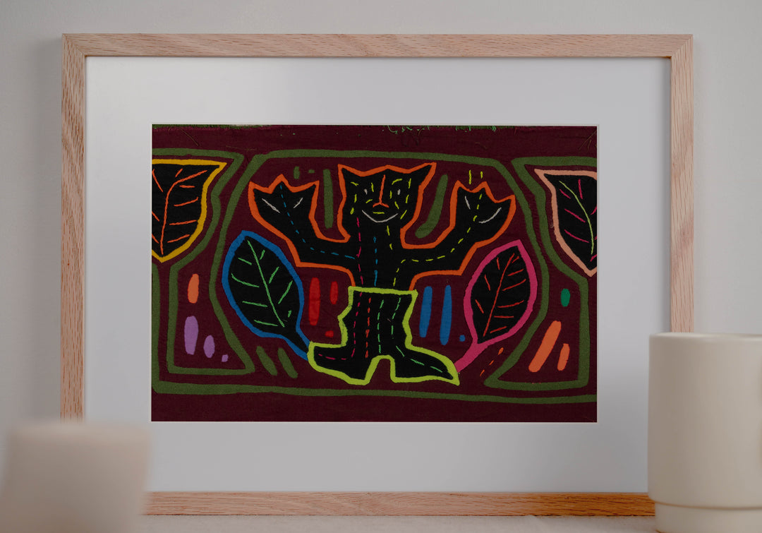 Burgundy And Green Top Cat Mola