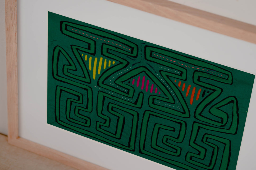 Green Green Classic Design Mola