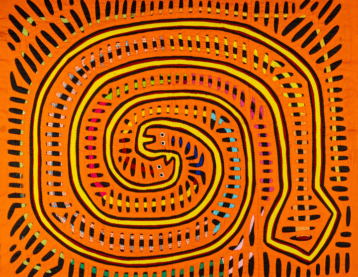 Snake Dance Museum Quality Mola