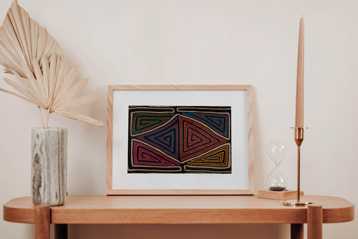 Black And Brown Classic Design Mola