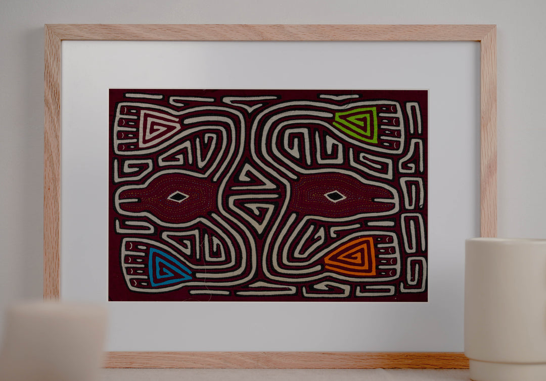 Maroon And White Creepy Crawly Things Mola