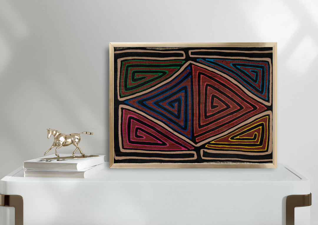 Black And Brown Classic Design Mola