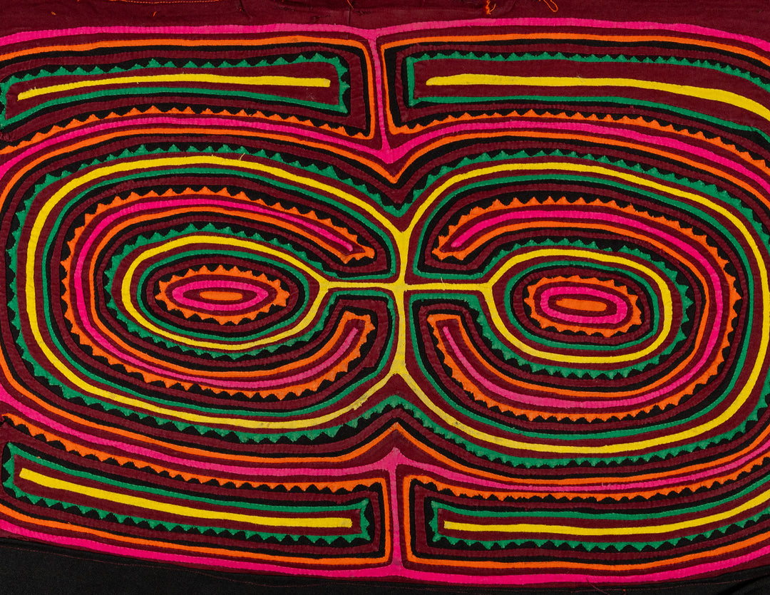 Gorgeous Pink And Yellow Eyeglass Mola