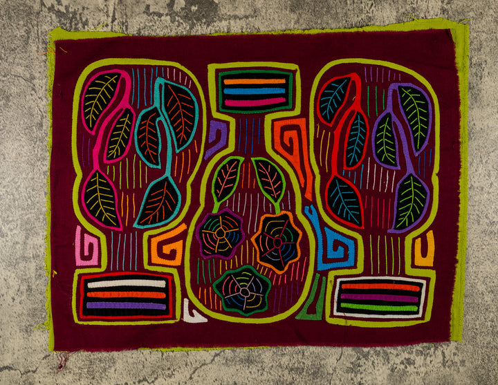 Jungle Guitar With Leaves Mola