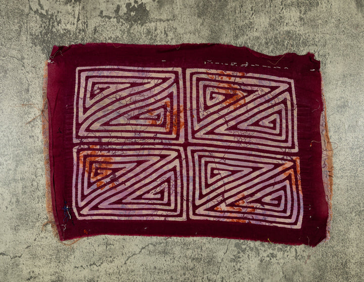 Vintage Maroon And White Classic Design Mola