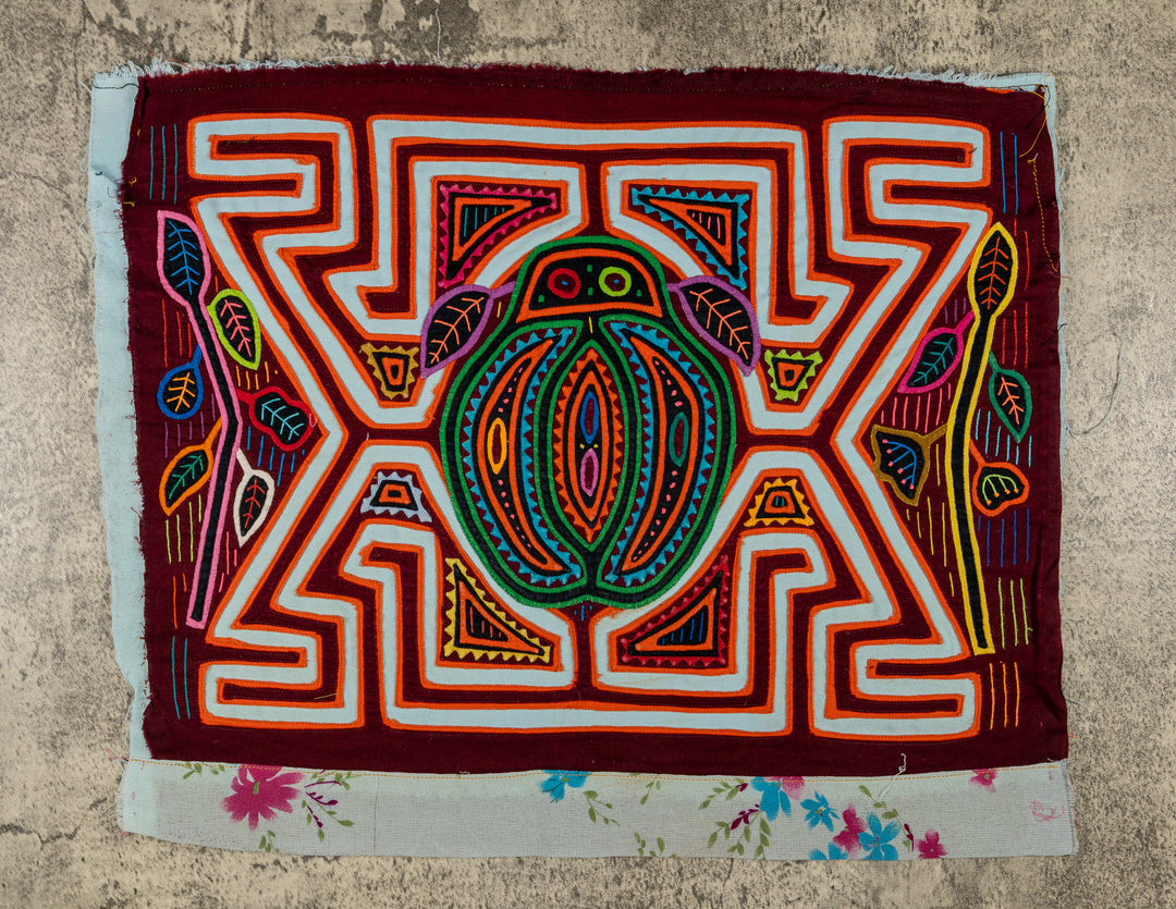 Machine-Stitched Classic Design Mola