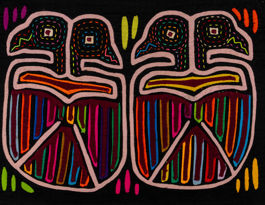 Rainbow Color Bird Optical Illusion Mola